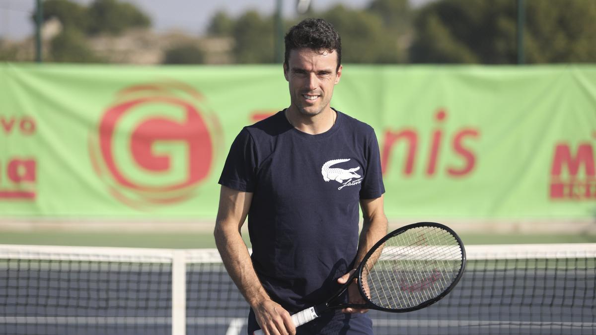 Roberto Bautista participa en un clinic en Mas Camarena Resort, Bétera