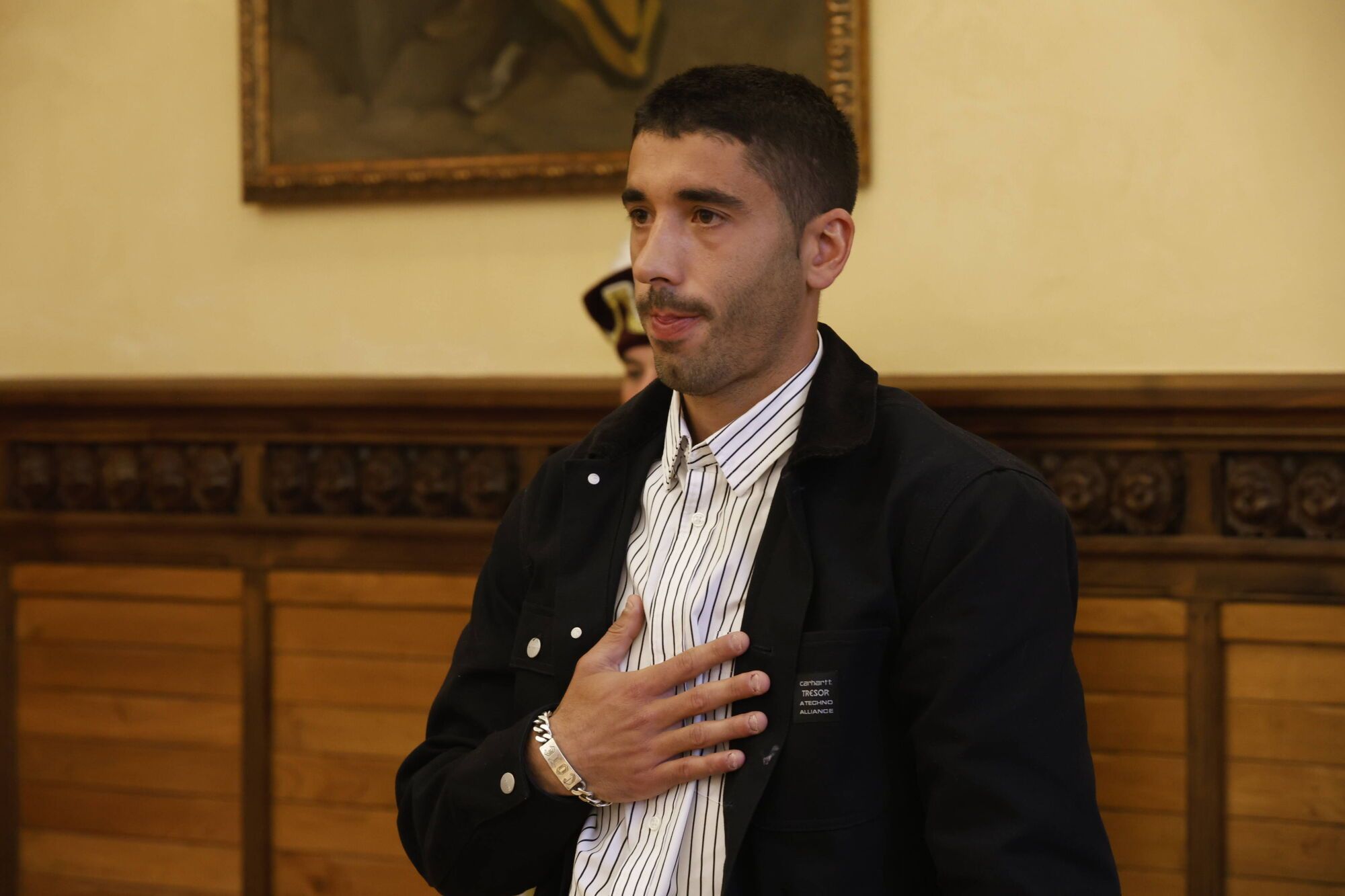 EN IMÁGENES: Gijón honra a sus vecinos ejemplares, ahora sí, tras la interrupción provocada por el apagón