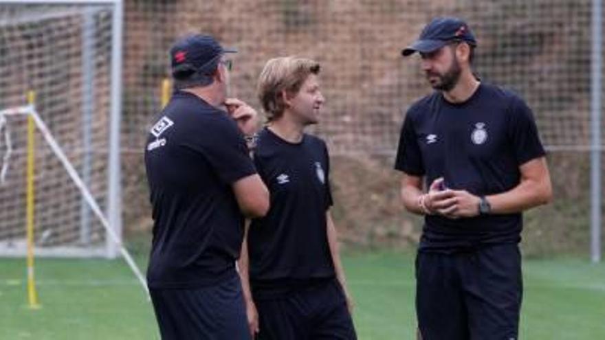 Machín, a la dreta, en un entrenament a l&#039;annex de Montilivi.