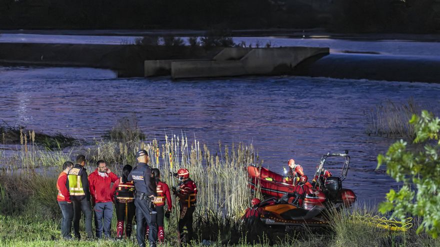 Fotogalería | Continúa la búsqueda del menor de 13 años desaparecido en el río