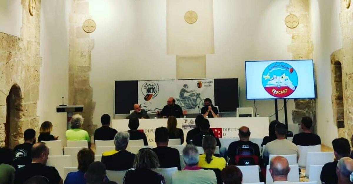 El evento ha contado con diversas actividades culturales sobre el mundo de las motos.