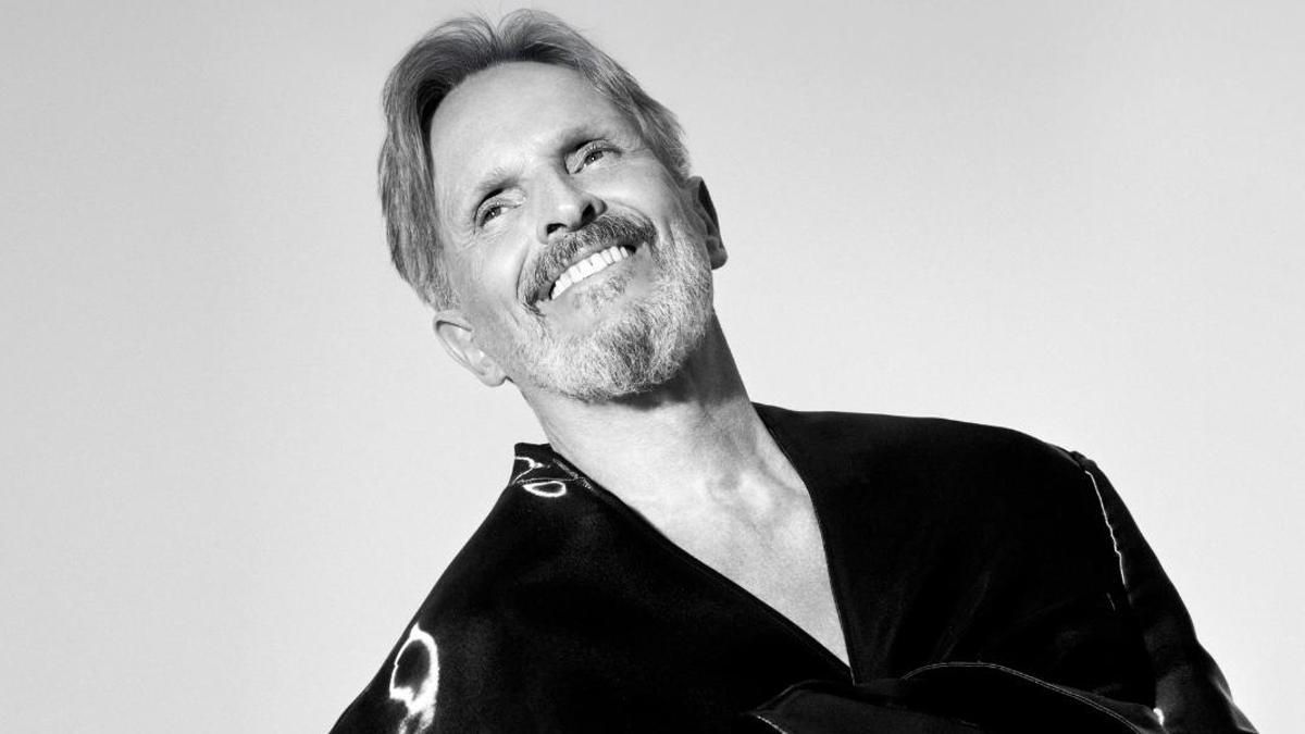 Miguel Bosé iniciará su gira de conciertos por España el próximo 28 de junio.