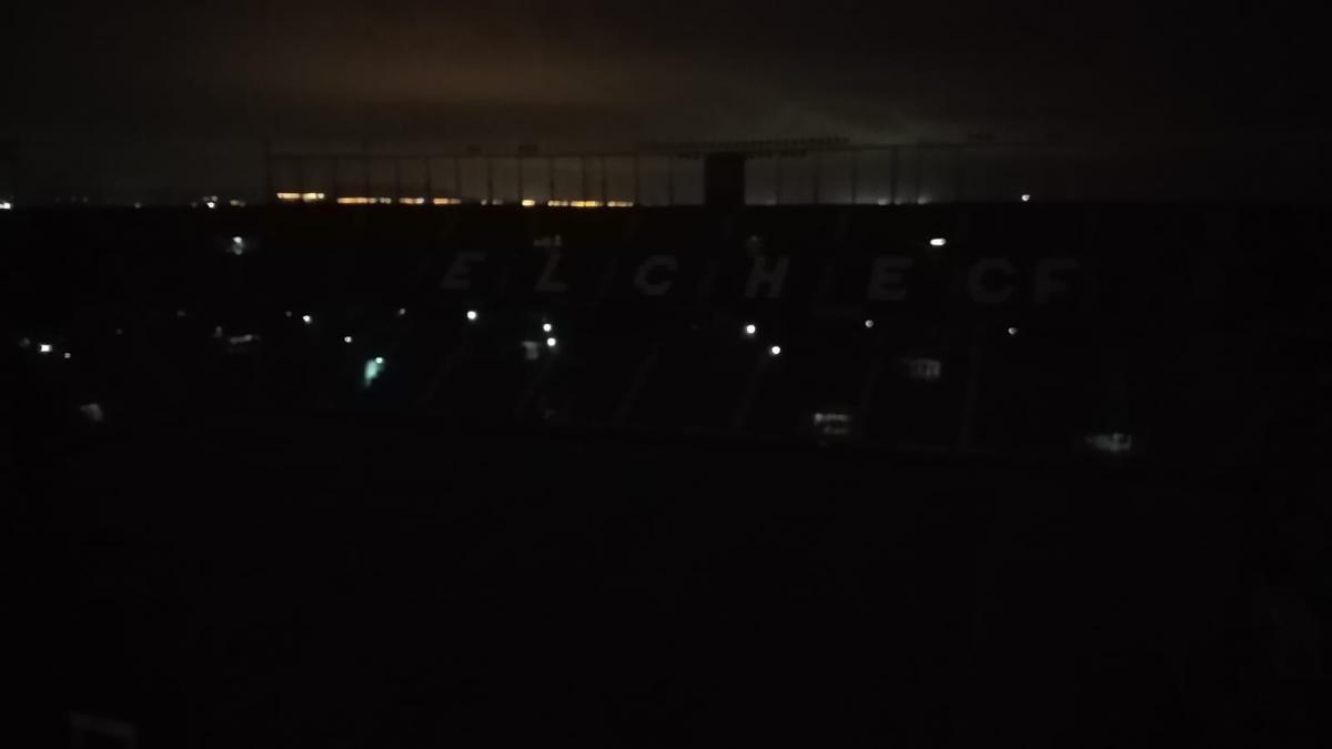 Peligra el Elche-Mallorca por un diluvio en el Martínez Valero