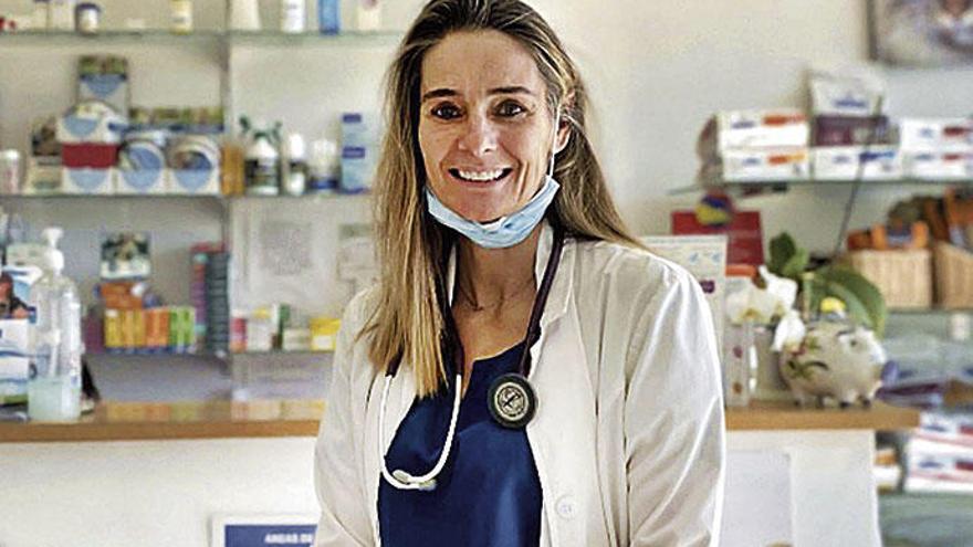 Ana Sancha MeliÃ , veterinÃ ria clÃ­nica de petits animals i vicesecretÃ ria del ColÂ·legi Oficial de Veterinaris de les Illes Balears.