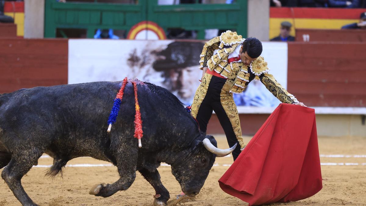 Emilio de Justo, durante su tarde en la Feria de la Magdalena