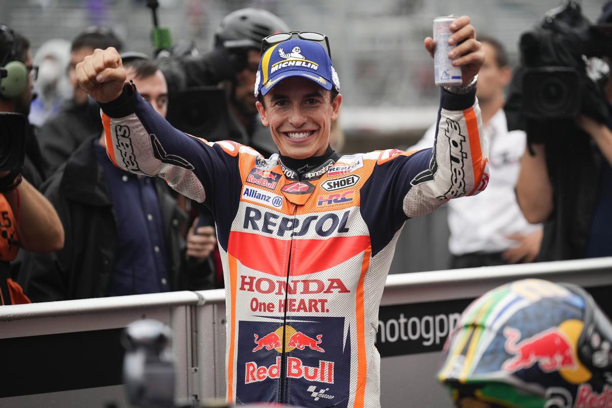 Marc Márquez (Honda) celebra, hoy, en Japón, su primera 'pole' de MotoGP en tres años.