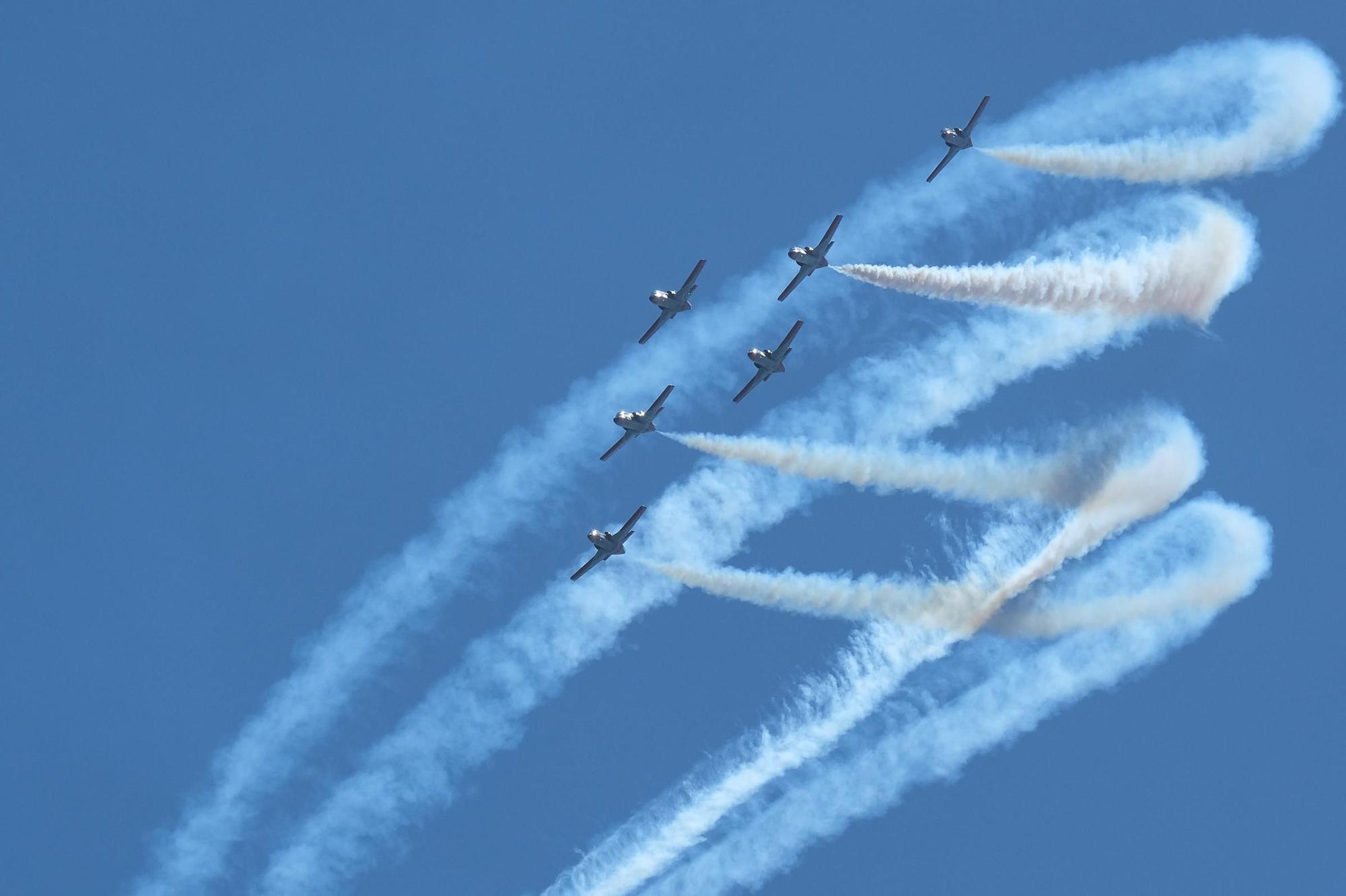 Espectáculo aéreo de Patrulla Águila en Málaga