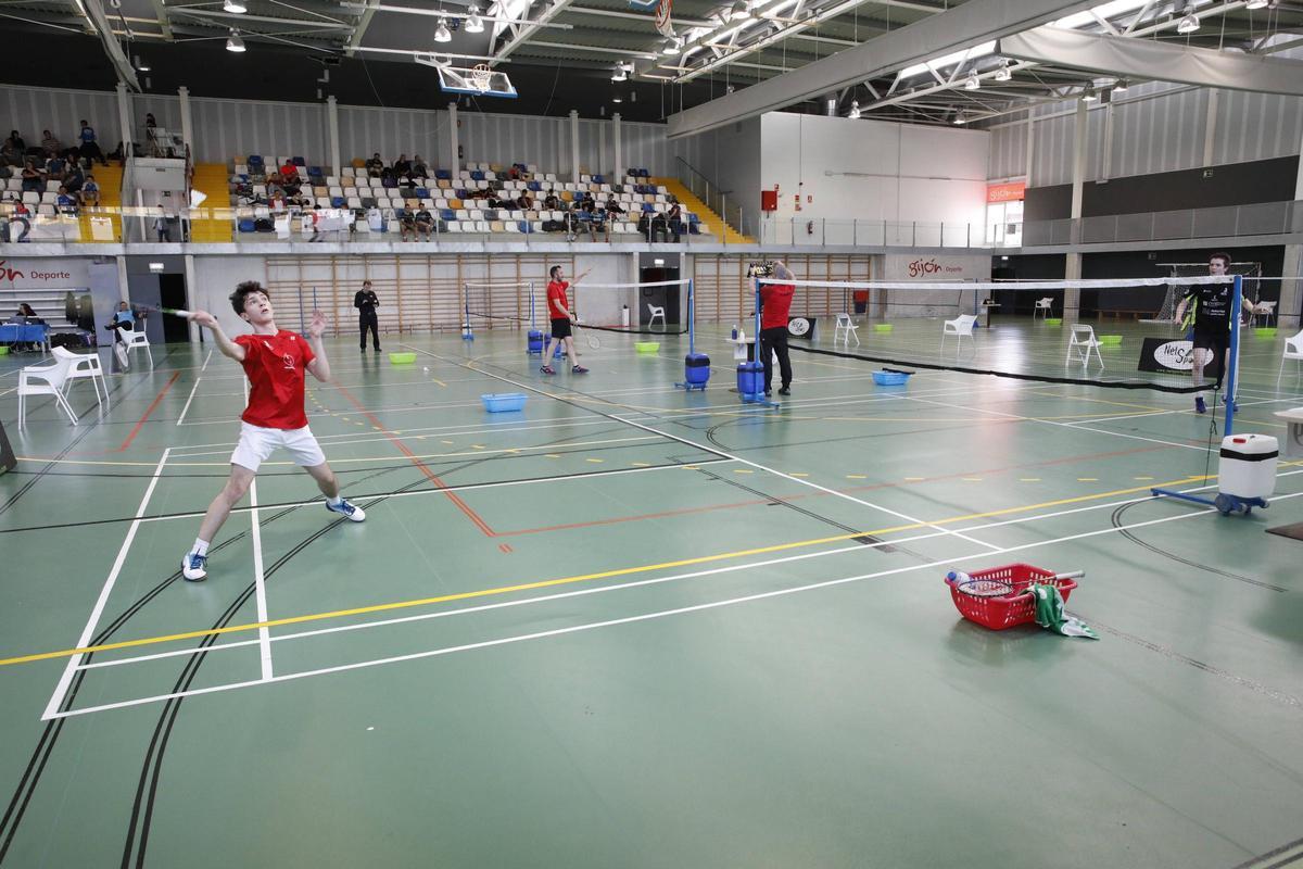 Un torneo en el pabellón de La Tejerona.