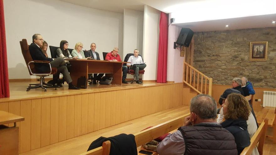 Leticia García evalúa en Villardeciervos las ayudas de la Junta a los afectados por los incendios de Zamora
