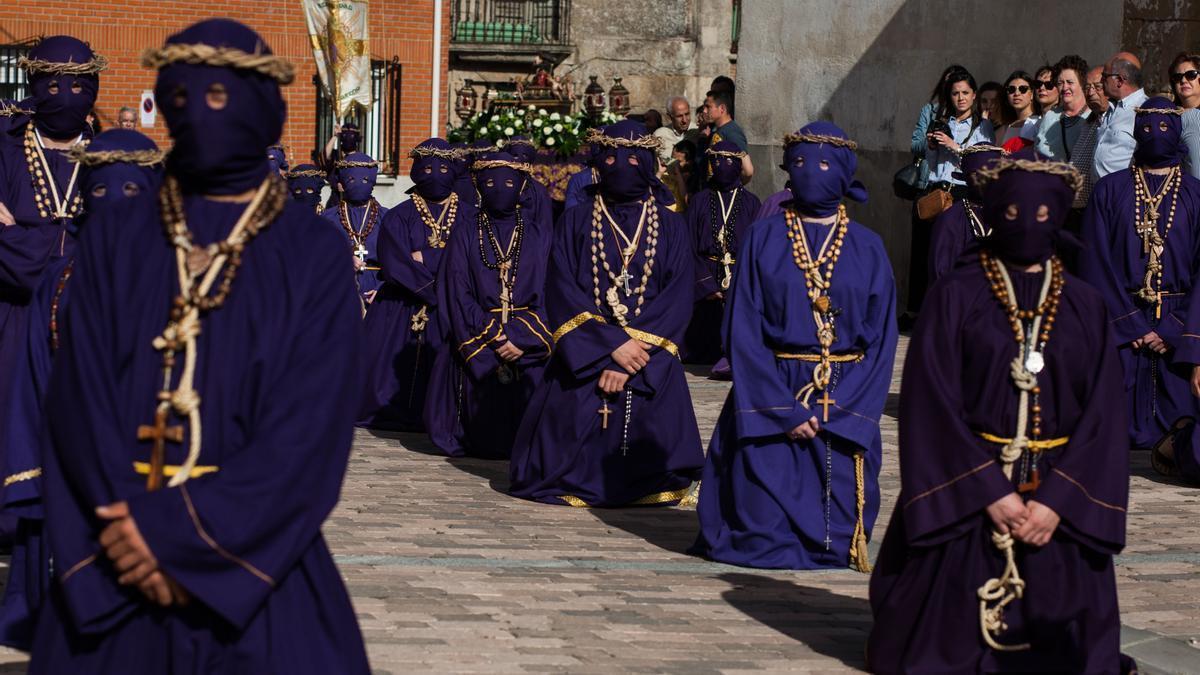 Procesión de los Nazarenos de la Semana Santa de Fuentesaúco.