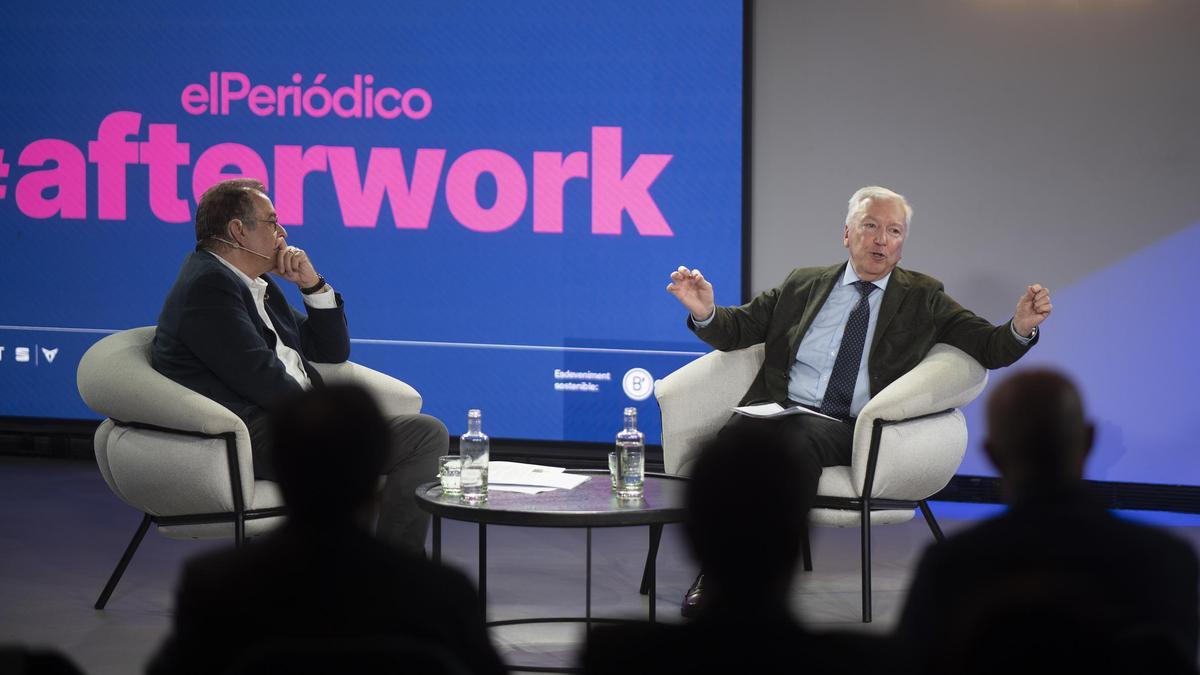 Afterwork con Antoni Abad, presidente de Fem Vallès, en conversación con el director de El Periódico, Alberto Sáez. Fotografía de Jordi Cotrina