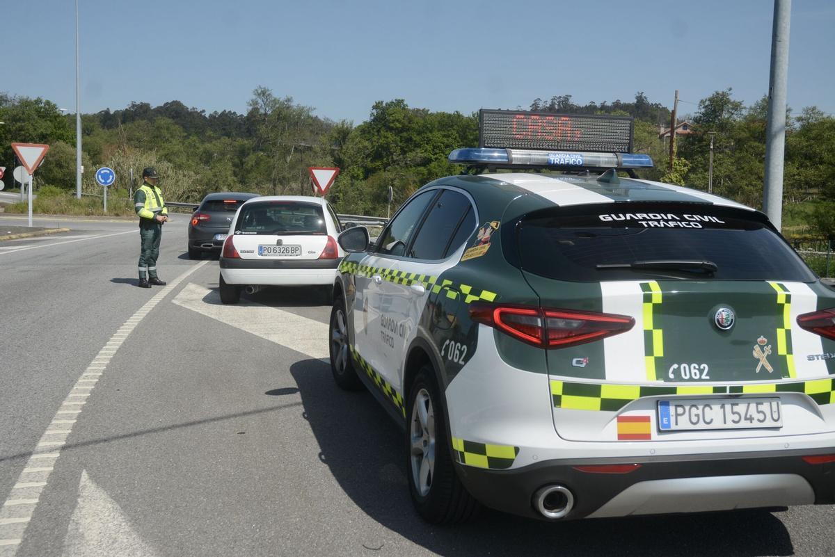 Control de la Guardia Civil de Tráfico.