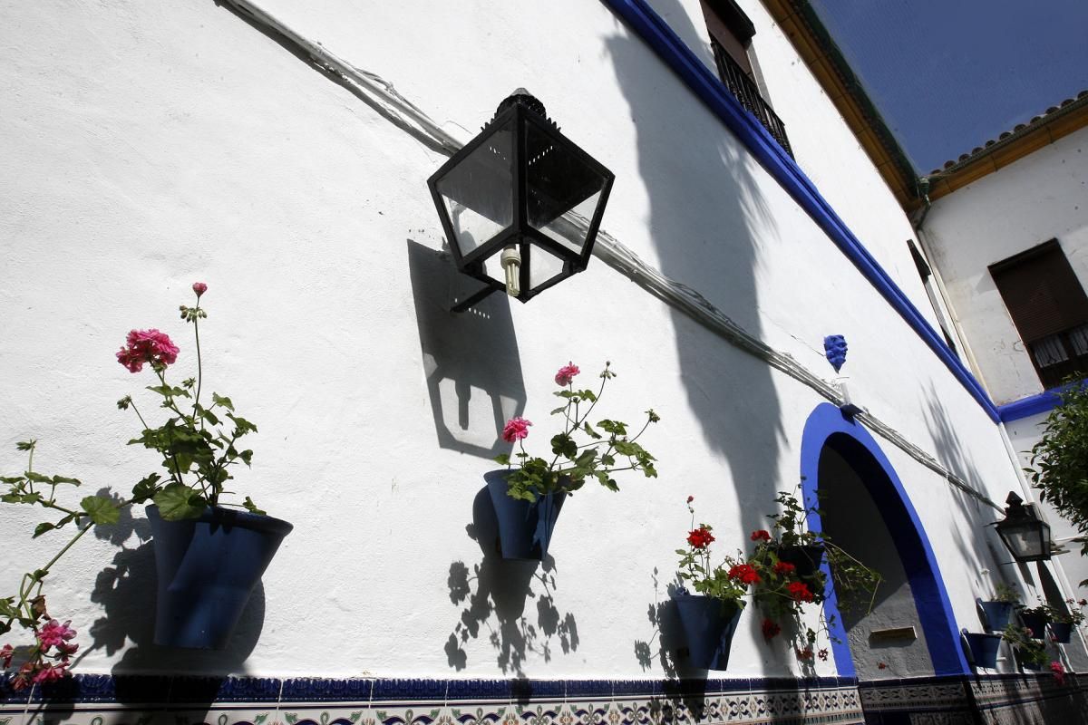 Apurando la fiesta de los patios por la Judería