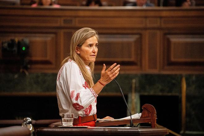 Aagesen anuncia una inversión en redes eléctricas de 17.000 millones, 3.400 millones más de lo previsto