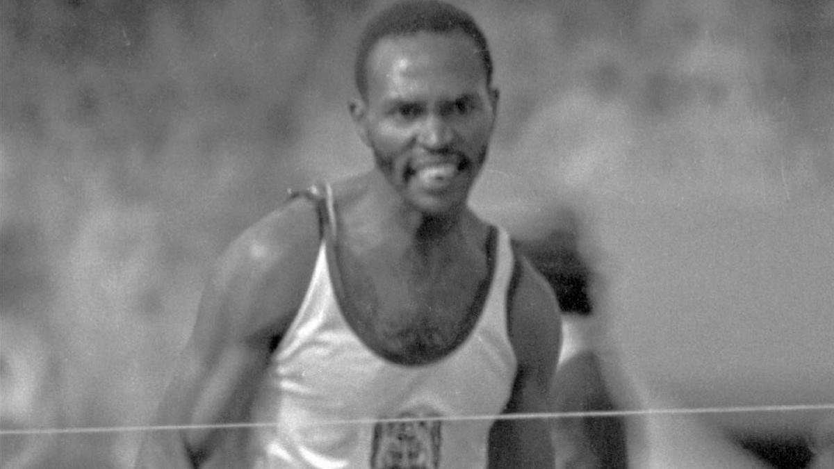 Kipchoge Keino, campeón olímpico de 1.500 metros en 1968.