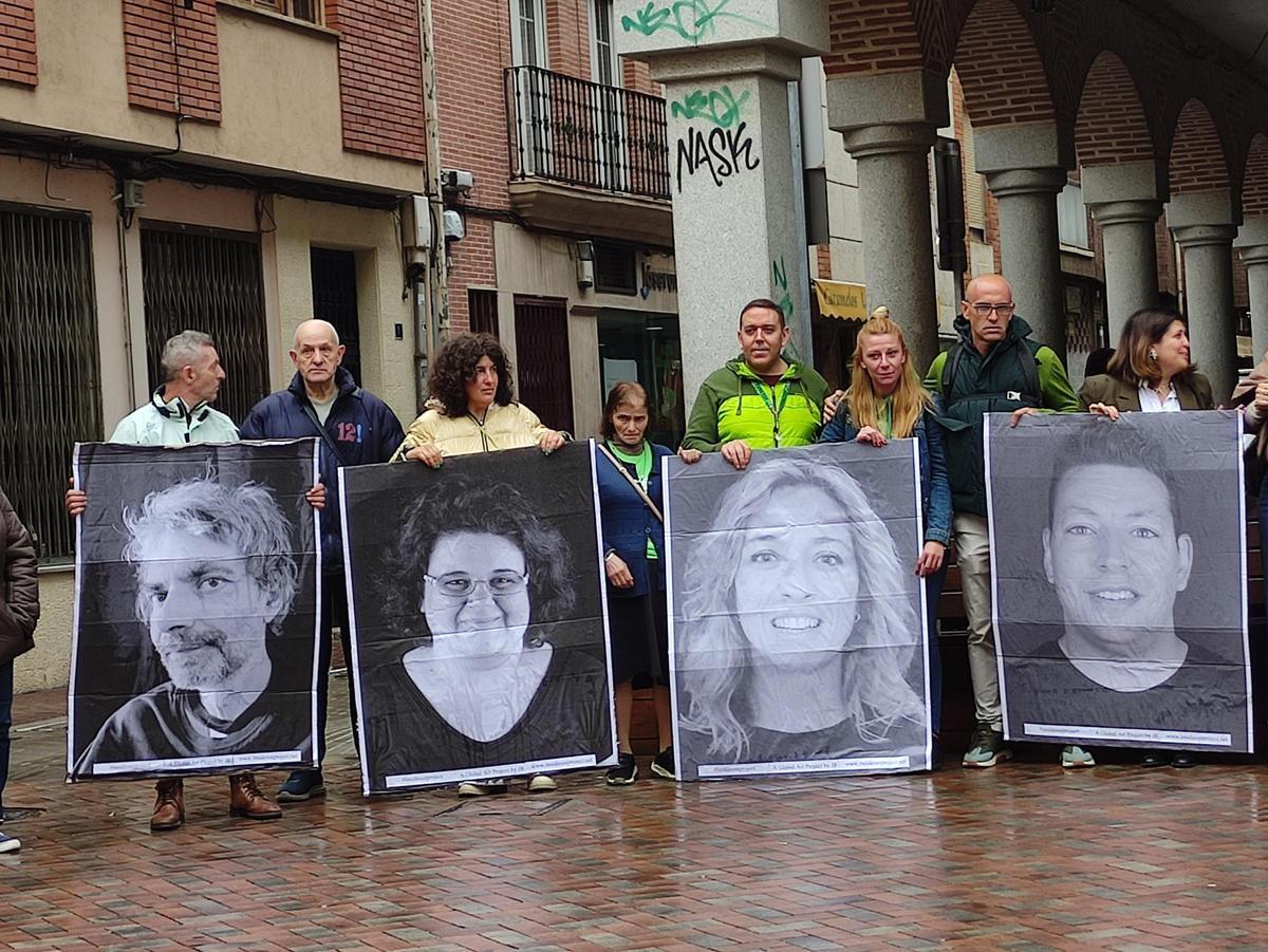 GALERÍA | Benavente da la cara por la salud mental