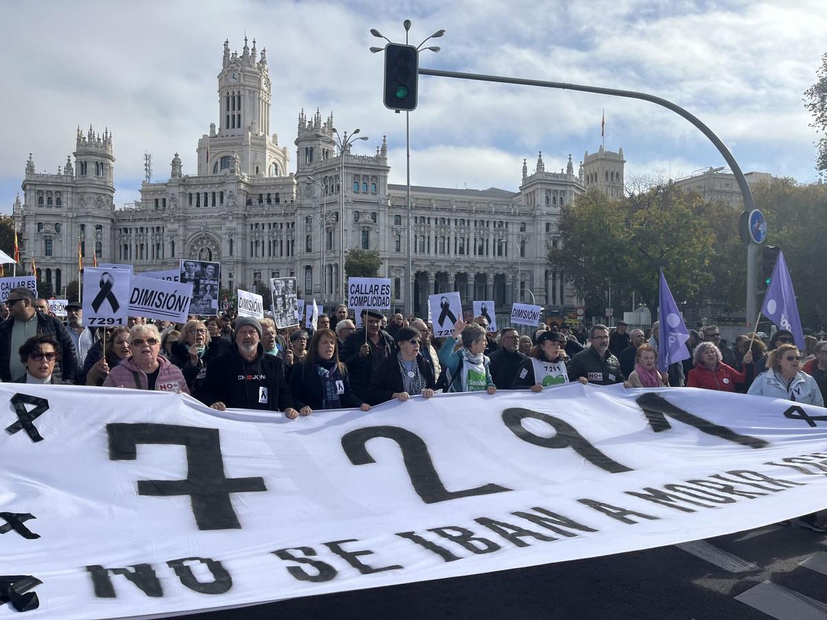 Manifestación convocada en Madrid por la Marea de Residencias.