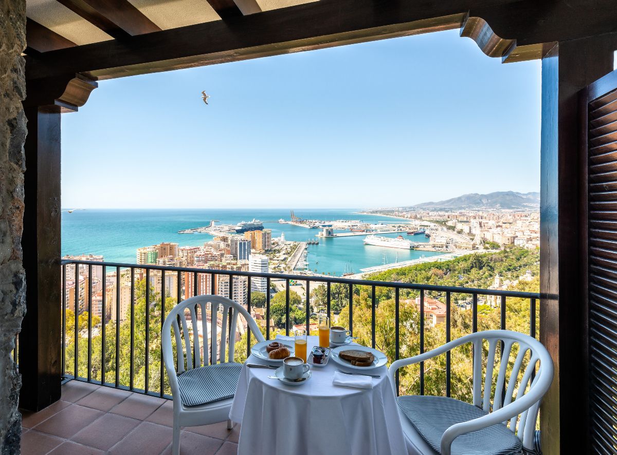 El Parador más bonito al que viajar en abril está en Málaga y es uno de los favoritos de los clientes.