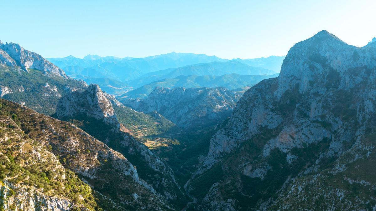 Las impresionantes panorámicas del desfiladero de La Hermida desde el mirador de Santa Catalina