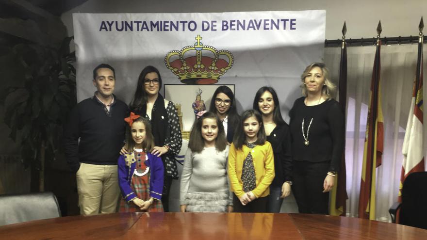 Las representantes de la juventud y de la infancias de las fiestas de Benavente.