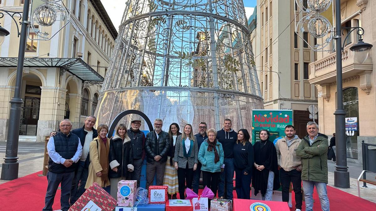 Ayuntamiento y Comerciantes organizan en Alicante 20 jornadas de dinamización para reactivar el comercio local en Navidad