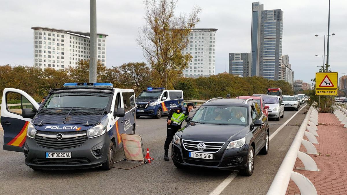 Normalidad en el segundo fin de semana de confinamiento en València