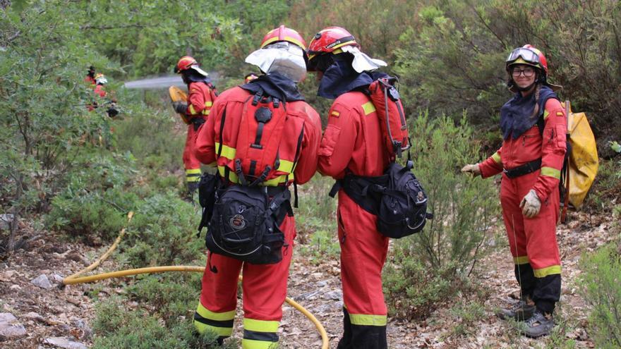 Despliegue militar contra los incendios en La Culebra