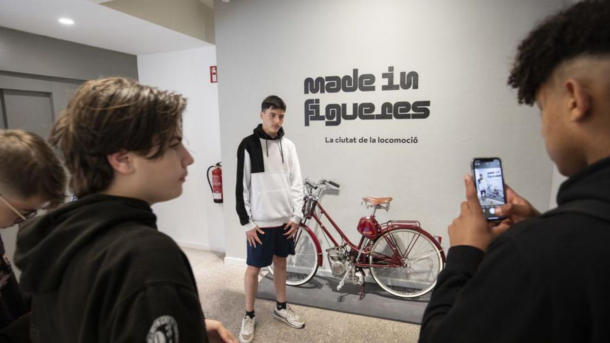 La indústria de motos i bicis de Figueres, en una exposició   | FOTOS EDUARD MARTÍ 