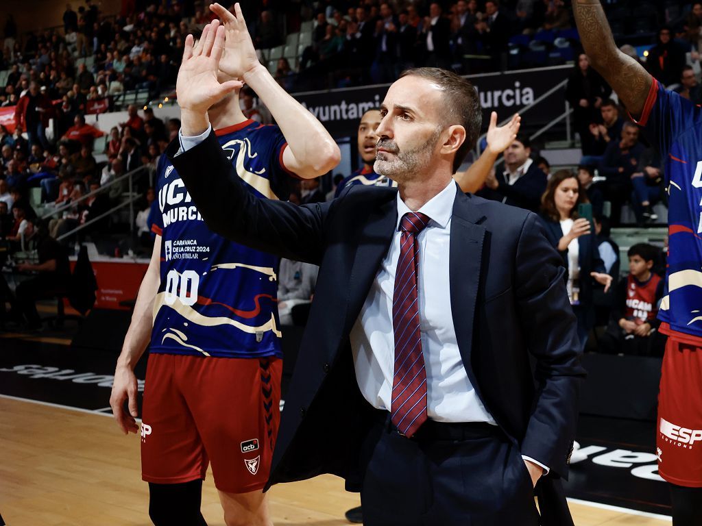 Todas las imágenes del UCAM Murcia contra el Girona Basket