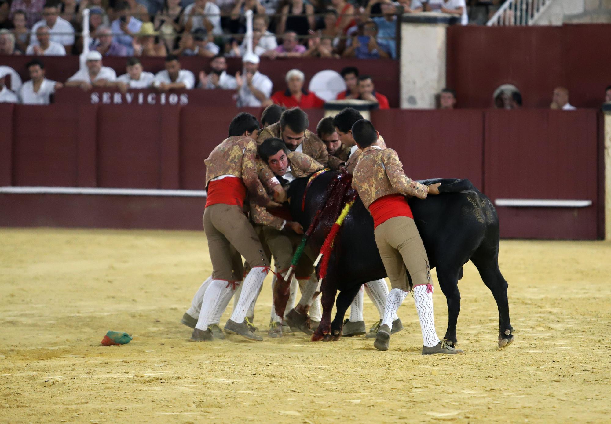 Rejones en la Feria de Málaga: Guillermo Hermoso y Ferrer Martín, doble Puerta Grande en Málaga