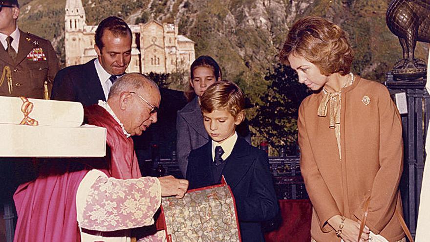 El pequeño Felipe, en 1977, en Covadonga.