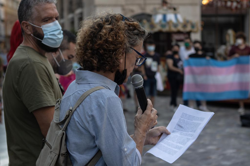 Imágenes de la protesta contra la LGTBI fobia en Cartagena