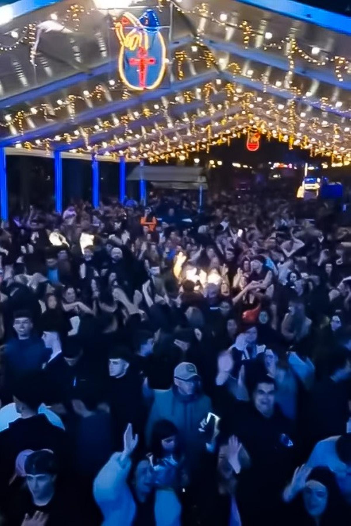 Concierto del grupo Tekila la noche del miércoles en el parque Dorado de Sama, en Langreo