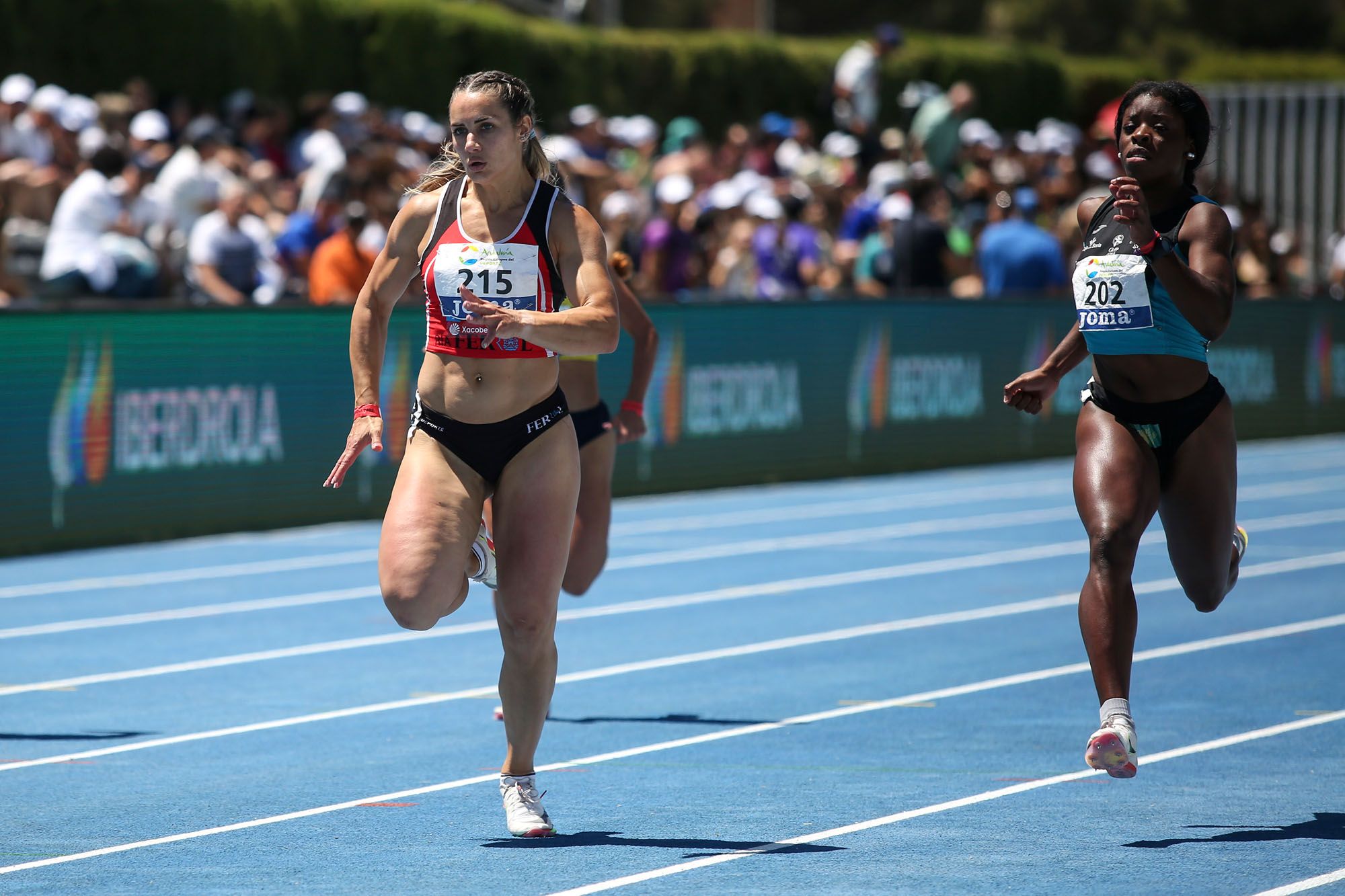 El campeonato nacional de atletismo de Nerja, en imágenes