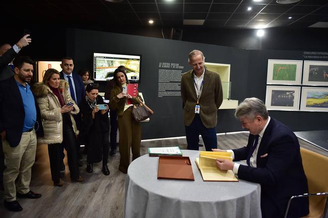 Fotogalería | La delegación de eurodiputados visita Almaraz y conoce de primera mano el funcionamiento de la central nuclear