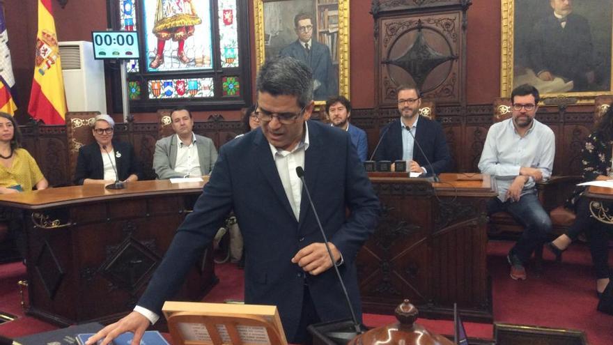 Daniel Oliveira ya es concejal de Cort