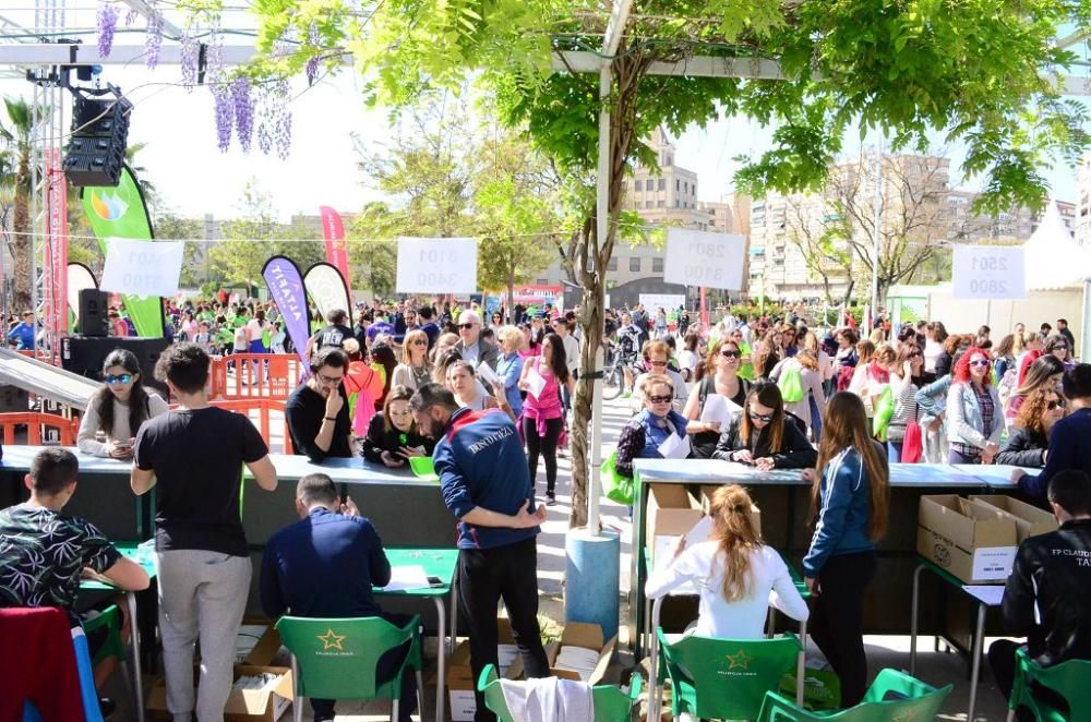 Entrega de dorsales de la III Carrera de la Mujer