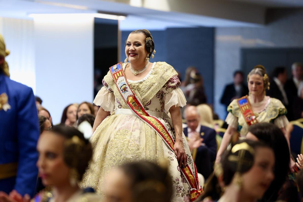 Carmen, Marta, Martina y Ani reciben honores en la fiesta grande de la Federación Fallas Centro