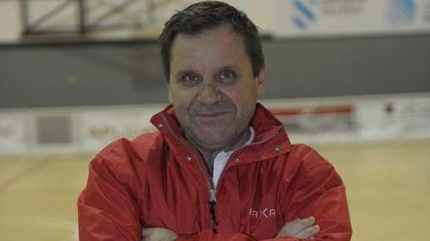Carlos Parga, entrenador del Borbolla. / carlos pardellas