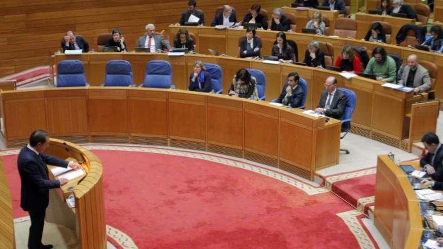 El pleno parlamentario, durante el último debate sobre presupuestos // Xoán Álvarez