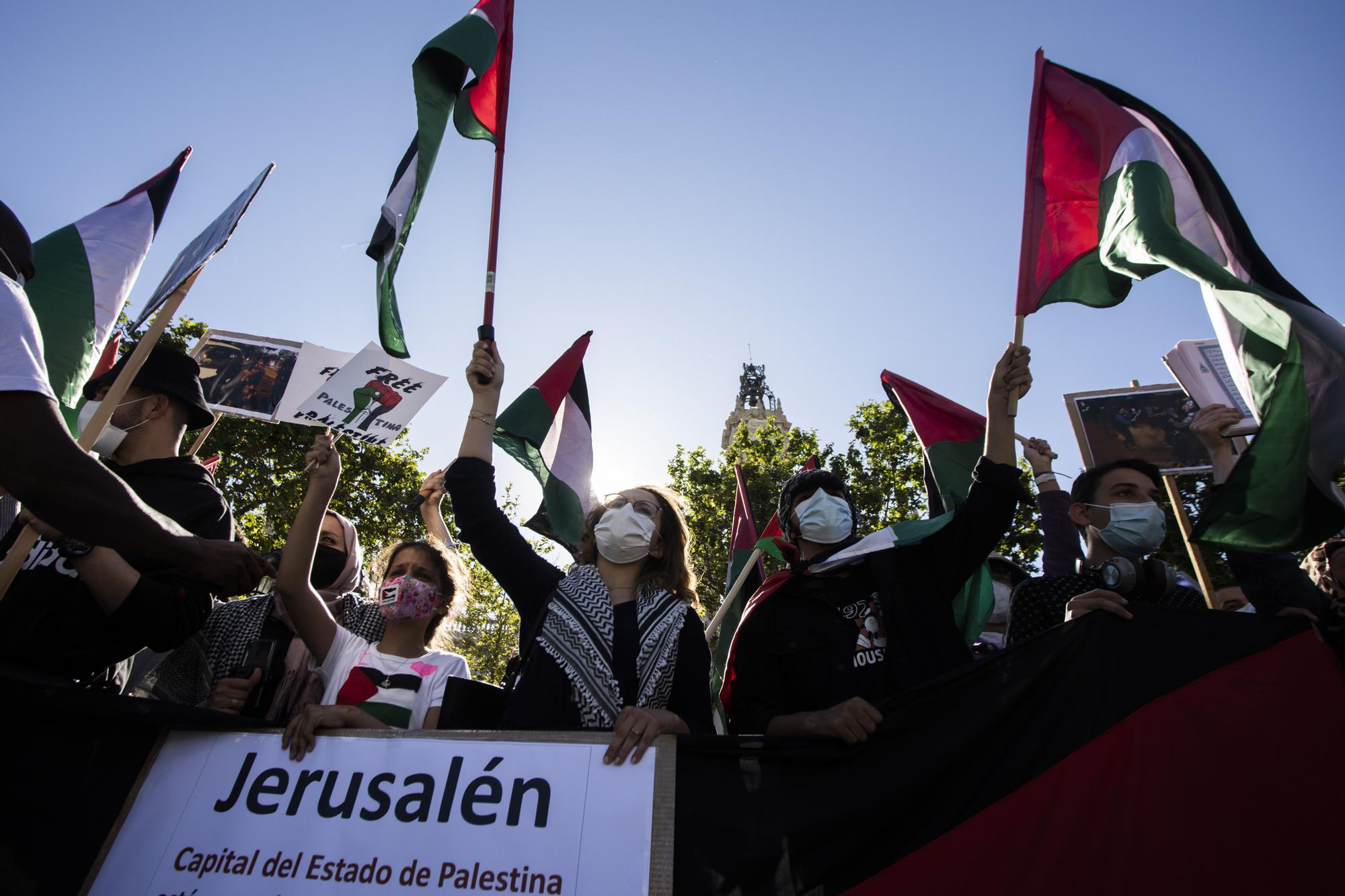 Protesta en València contra los bombardeos israelíes en Gaza y los desahucios en Jerusalén Este