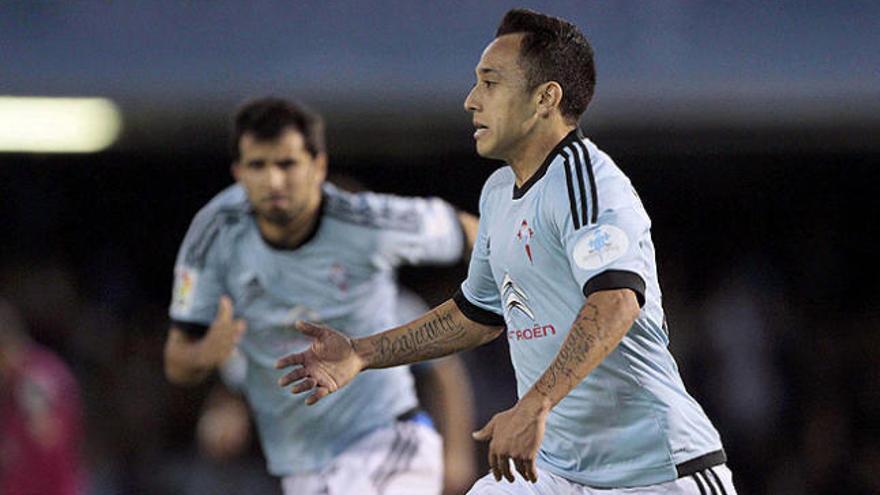 Orellana celebra su gol ante el Almería.