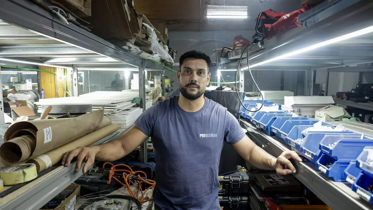 Los migrantes admitidos a trámite en la provincia de Alicante que ya trabajan: “Si me regularizan, me darán las 40 horas laborales que sueño”