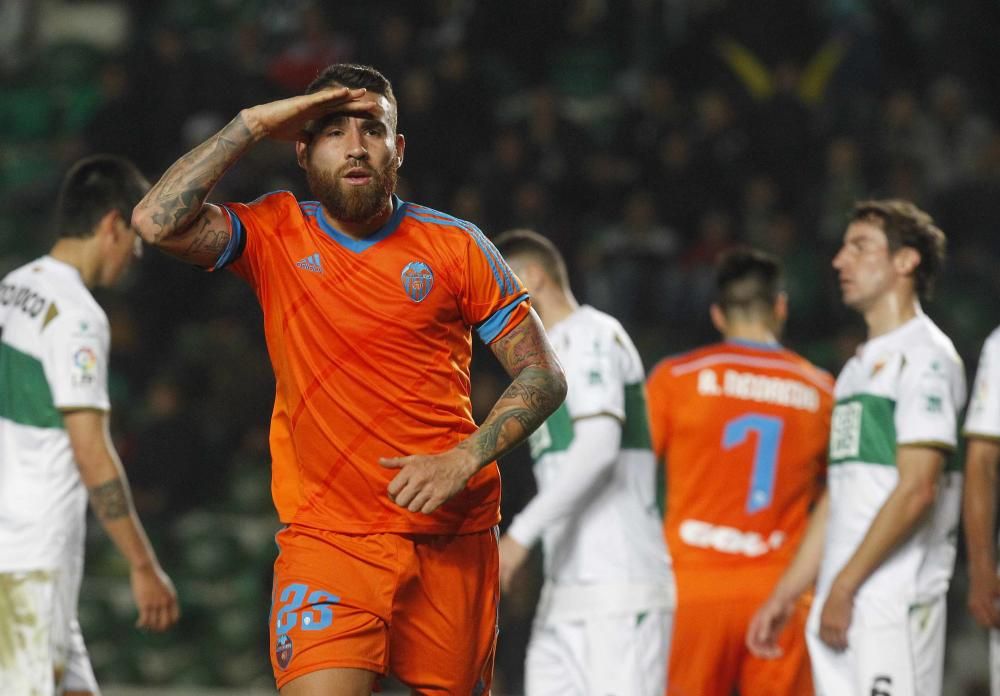 Elche 0 - Valencia 4 La gran noche del General Otamendi