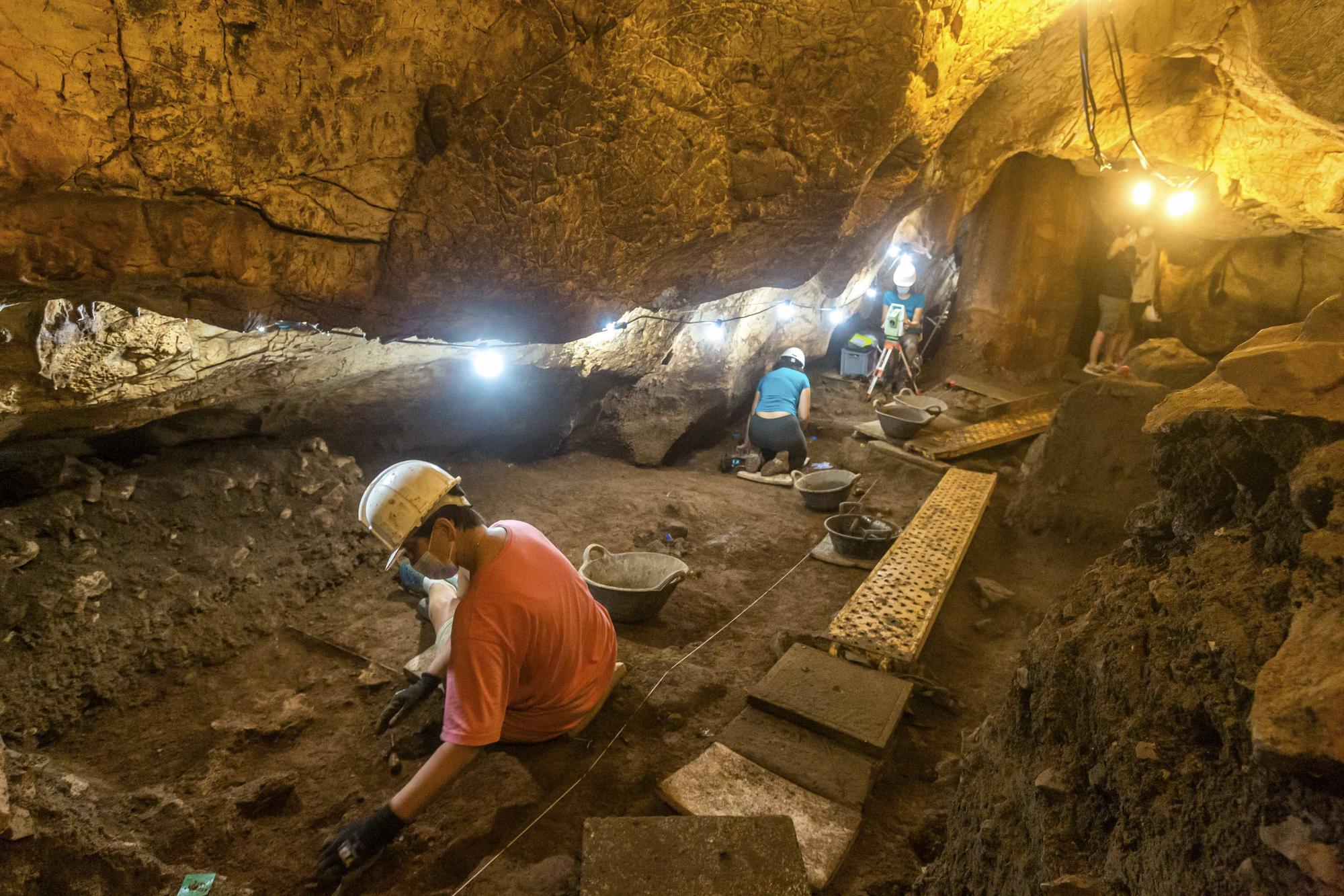 Cueva Randero, Pedreguer 10.JPG