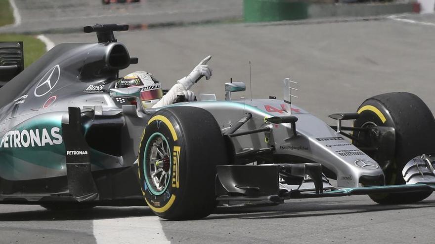 Hamilton guanya en una nova exhibició de Mercedes al Canadà