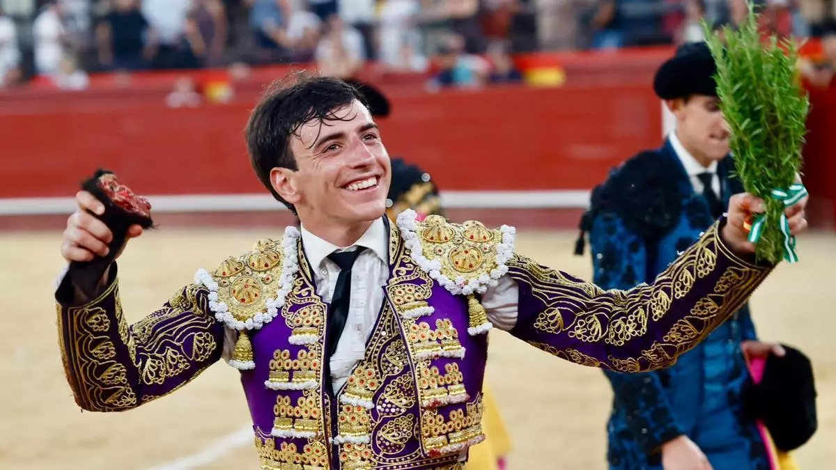 Categoría de José Enrique Fraile en la Feria de Julio de València