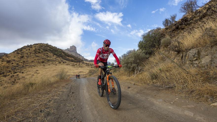 Blas Rivero, Néstor Rodríguez Díaz y Arístides González, en la Fred Olsen Express Transgrancanaria Bike