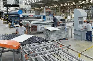 El sector cerámico de Castellón reduce sus emisiones un 61% en las últimas cuatro décadas
