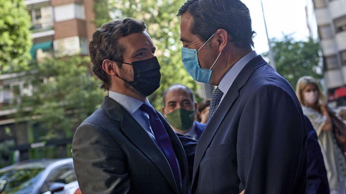 Pablo Casado y Antonio Garamendi.